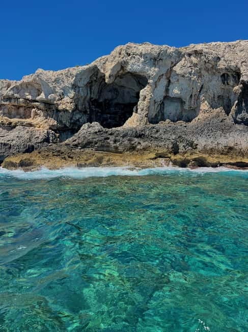 Syracuse: Ortigia Island and Sea Caves Boat Tour with Drinks - Key Points to Know Before You Go