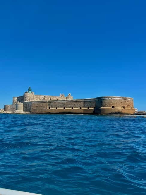 Syracuse: Ortigia Island and Sea Caves Boat Tour with Drinks - Starting at Via Malta, 26