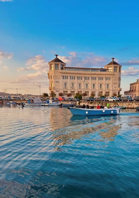 Syracuse: Ortigia Island and Sea Caves Boat Tour with Drinks - Who Will Enjoy This Boat Tour Most?