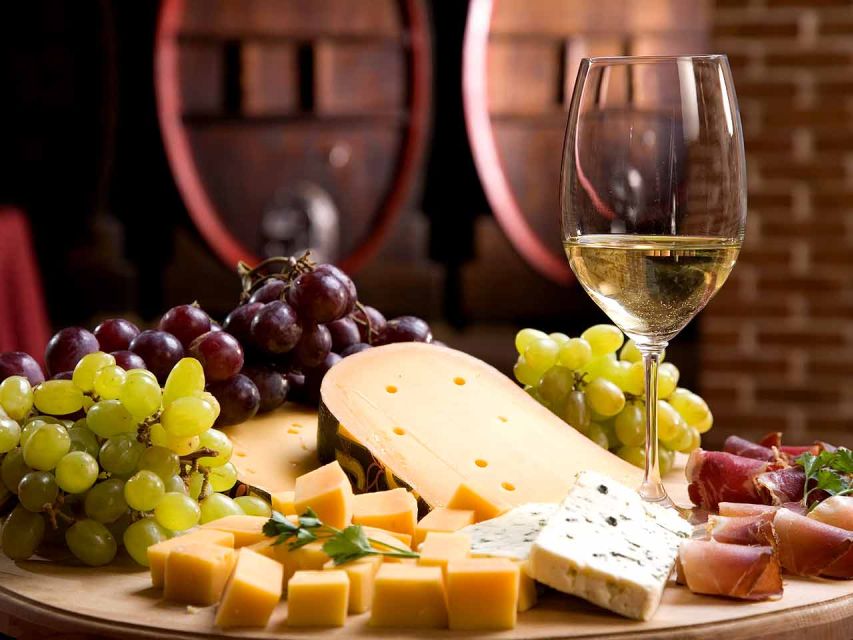 Taormina: Guided Etna Wine Tasting Half-Day Tour - Learning how Etna wine is made