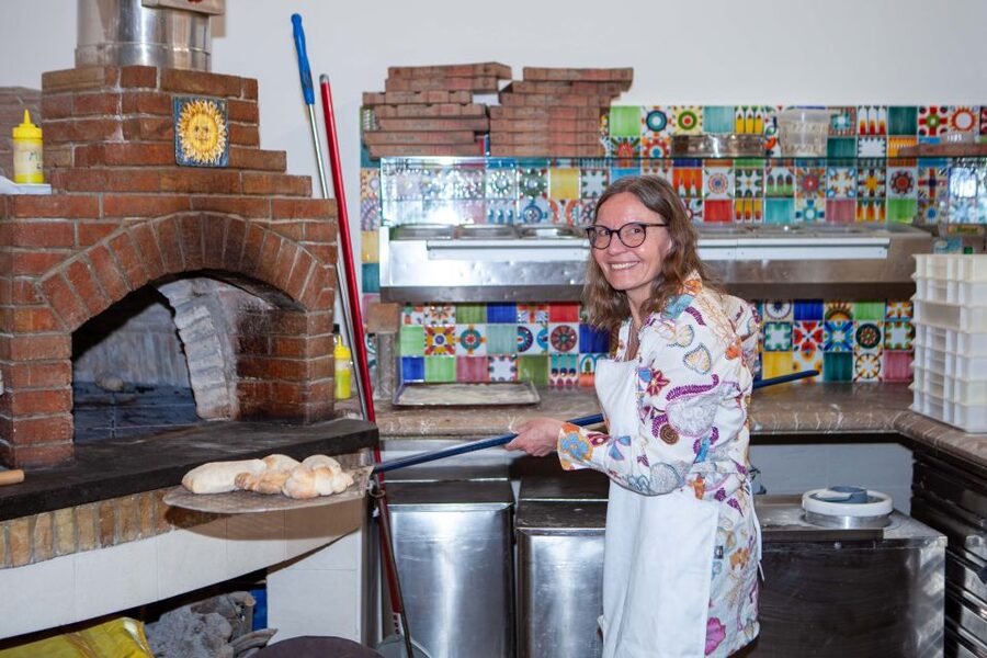 Taormina: Half-Day Pizza Making Class - Price, timing, and what you receive