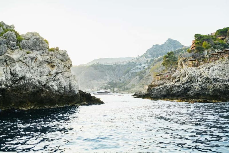 Taormina: Sunset Boat Tour with Dolphin Watching & Aperitif - Who Should Book This Sunset Cruise?