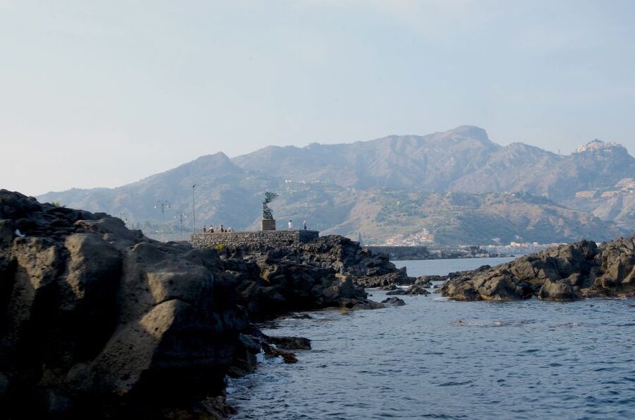 Taormina: White Lotus Tour - Music, crew personality, and the party-boat question