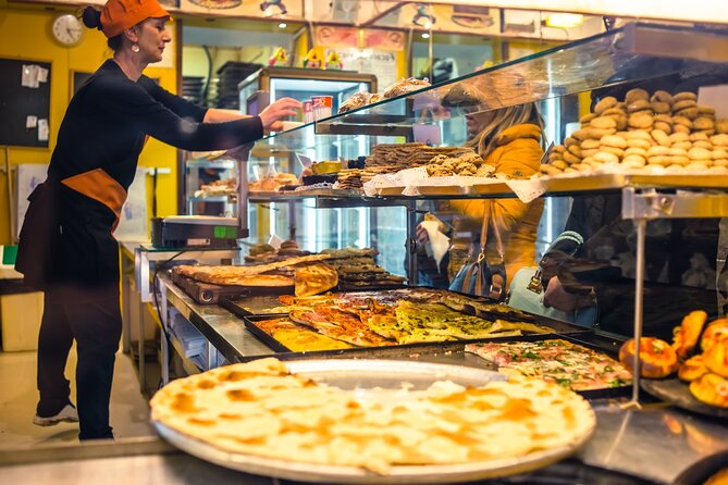 Taste Genoa: A Full Meal Walking Food Tour by Do Eat Better - Pasta, seafood, farinata, and the route choices