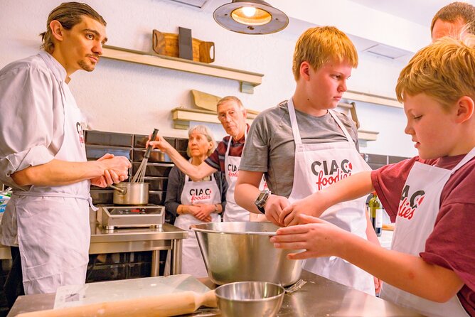The Italian Way: Pizza and Gelato Class with Unlimited Wine - The Chef Can Shape the Whole Experience