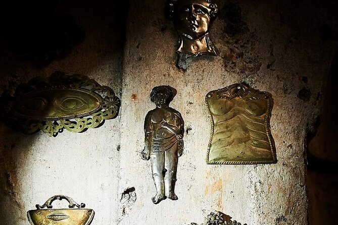 The Skull with the Ears: the Cult of the Dead in the Church of S. Luciella - Why Santa Luciella is worth your time