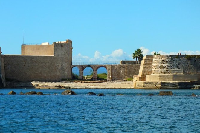 Tour of the island of Ortigia and exploration of sea caves with baths. - Timing, weather, and the real value