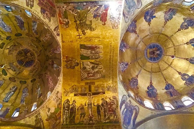 Tour of Venice in Doge's Palace and St Mark's Basilica - Meeting at Campo San Zaccaria