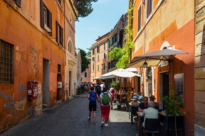 Trastevere and Rome's Jewish Ghetto Half-Day Walking Tour - Santa Maria in Trastevere and the character of the neighborhood