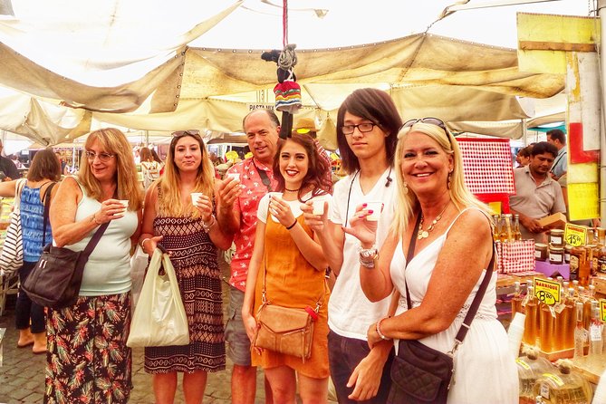 Trevi Fountain, Pantheon, and Campo Dei Fiori Market Food and Wine Tour - Piazza Navona and the Three Fountains