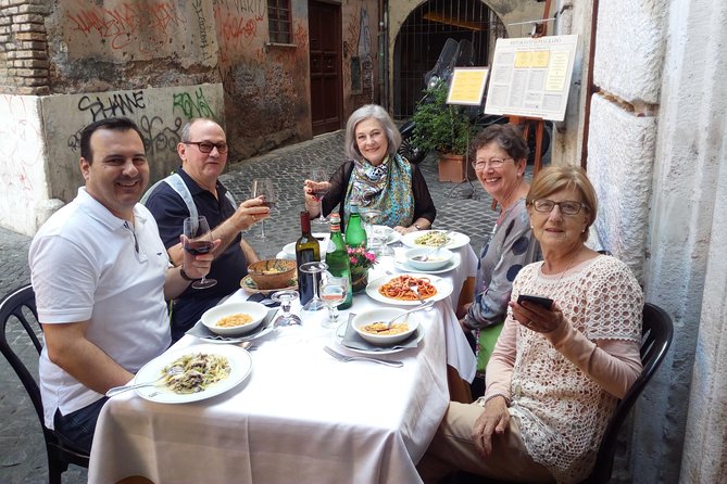 Trevi Fountain, Pantheon, and Campo Dei Fiori Market Food and Wine Tour - Trevi Fountain and the Finish