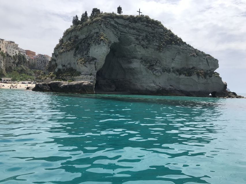 Tropea: Capo Vaticano Boat Trip with Snorkeling & Drink - Riaci and Grotta del Palombaro on the return