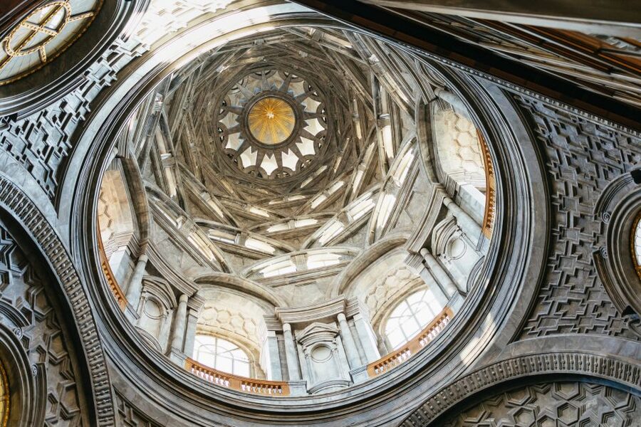 Turin: Royal Palace Entry Ticket and Guided Tour - How the Guides Shape the Experience