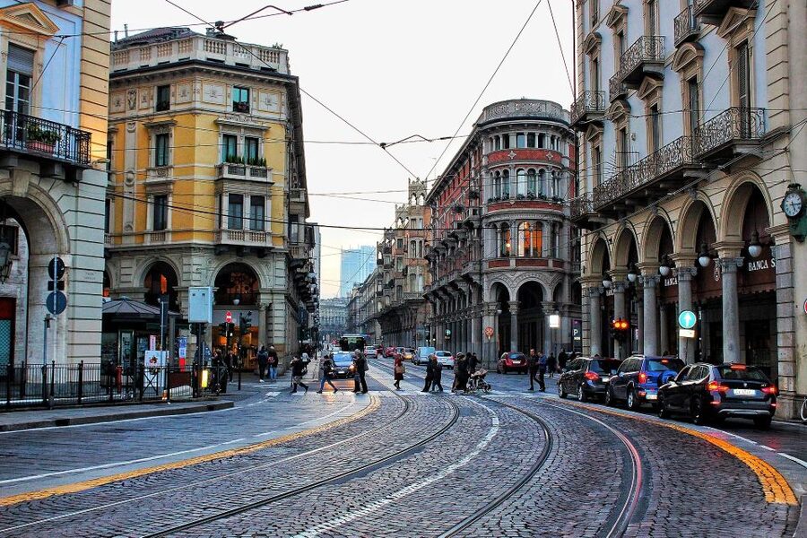Turin: Small-Group Walking Tour of Top City Highlights - Key points at a glance
