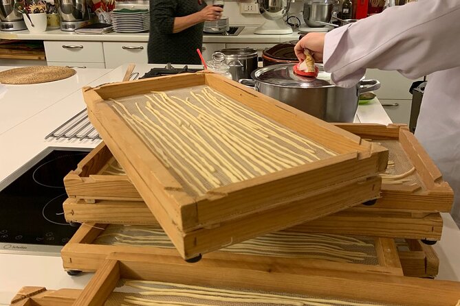 Tuscan Cooking Class in Central Siena - The 4 p.m. start and the four-hour schedule