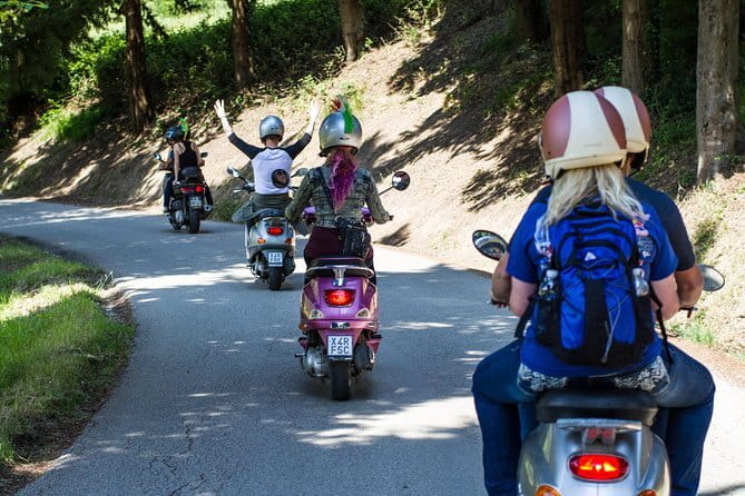 Tuscany Vespa Tour: Lunch & Wine Tasting, Countryside Roads - Returning to Florence in the afternoon