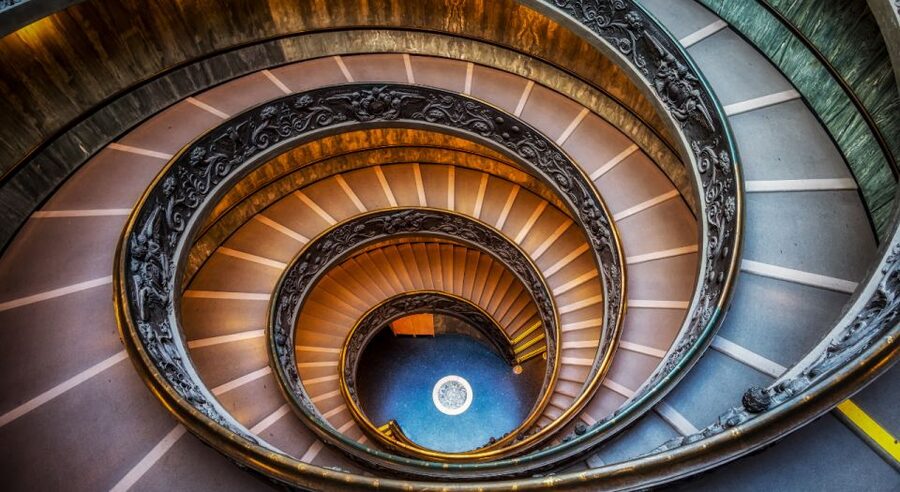 Vatican City: Skip-the-Line Vatican Museums & Sistine Chapel - Meeting the guide on Via Sebastiano Veniero 19