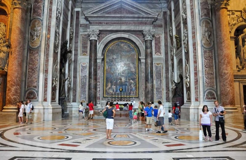 Vatican City: Vatican Museums & Sistine Chapel Entry Ticket - The Sistine Chapel: Michelangelo requires a quiet pause