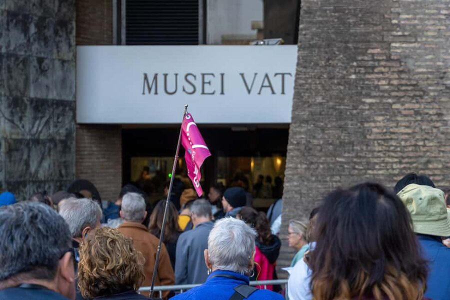 Vatican Museums & Sistine Chapel Skip-the-Ticket-Line Tour - Key points to know before booking