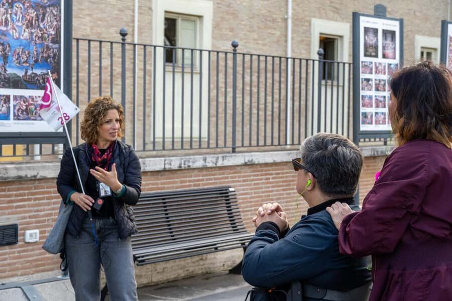 Vatican Museums & Sistine Chapel Skip-the-Ticket-Line Tour - Meeting up and choosing the right option