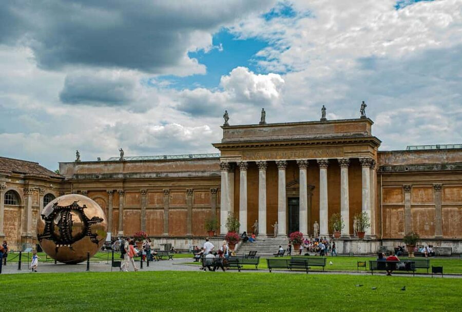 Vatican Museums & Sistine Chapel Tour with Optional Basilica - Guides can make or break the three hours