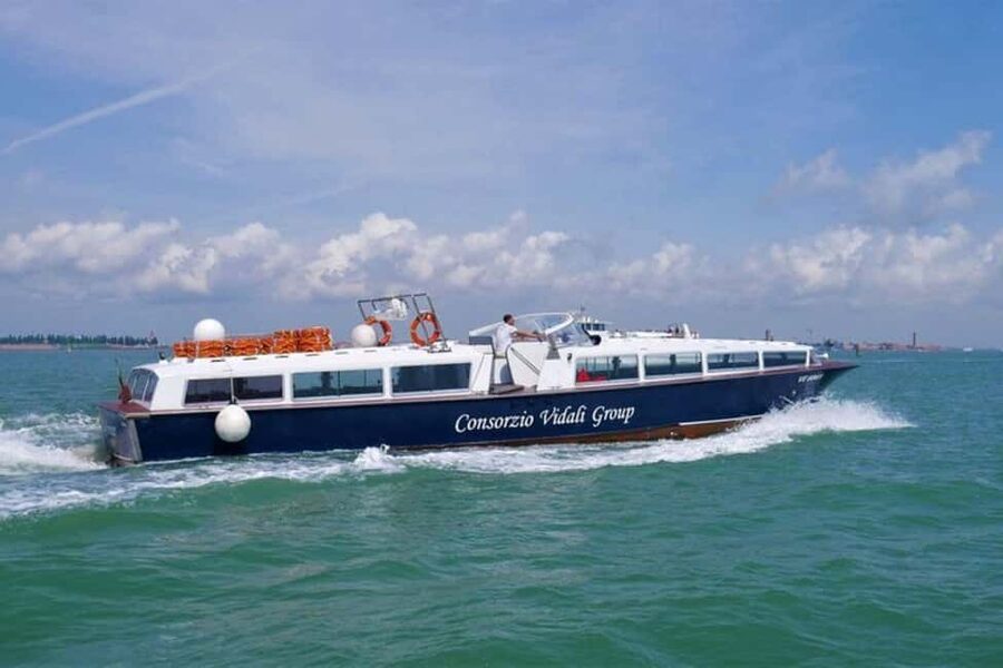 Venetian Lagoon Tour: Visit Murano, Burano and Torcello - The boat rides and multilingual commentary
