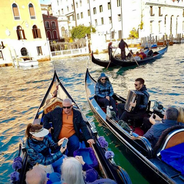 Venice: 30-Minute Gondola Ride on Grand Canal with Serenade - The Grand Canal: Venice’s biggest view