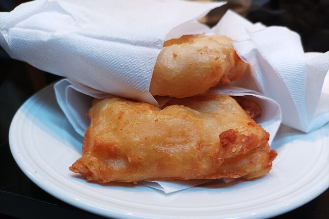 Venice Bacaro Food Tour: Eat and Drink like a Venetian - Salizada San Giovanni Grisostomo and artisan gelato