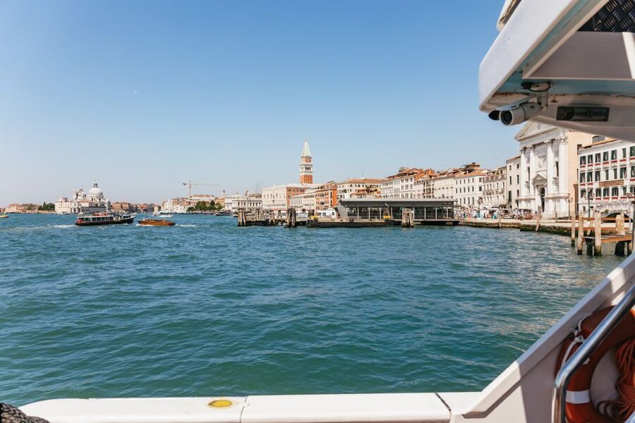 Venice: Burano, Torcello & Murano Boat Tour w/Glassblowing - The boat ride, comfort, and the six-hour schedule