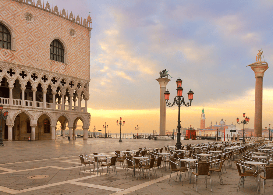 Venice: Doge’s Palace and Basilica Roman Empire Guided Tour - Prisons and the Bridge of Sighs