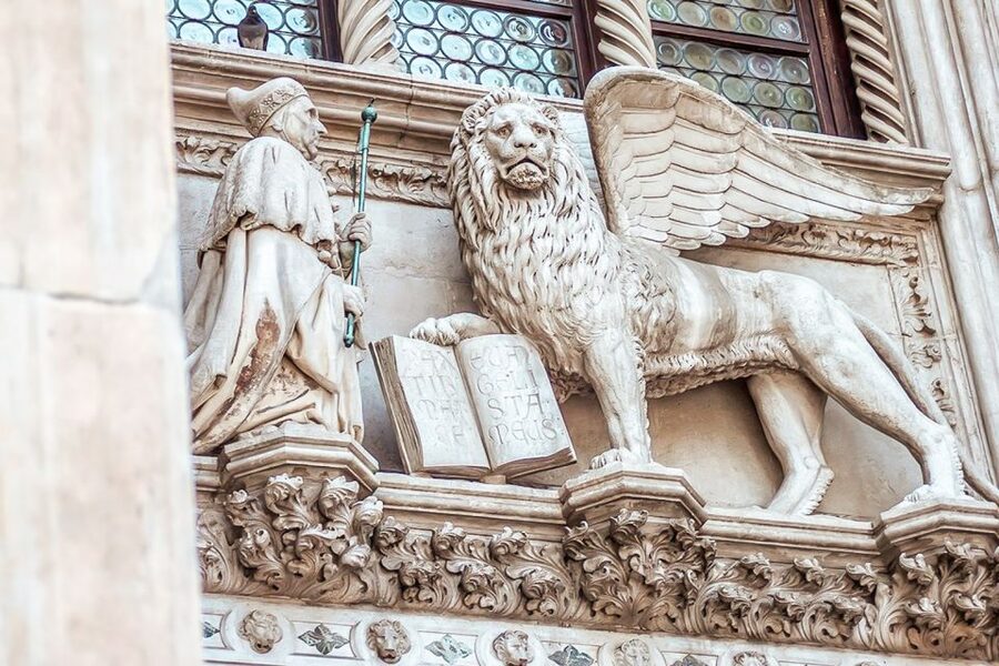 Venice: Doge's Palace and St. Mark's Basilica Tour - Why these two Venetian sights work well together