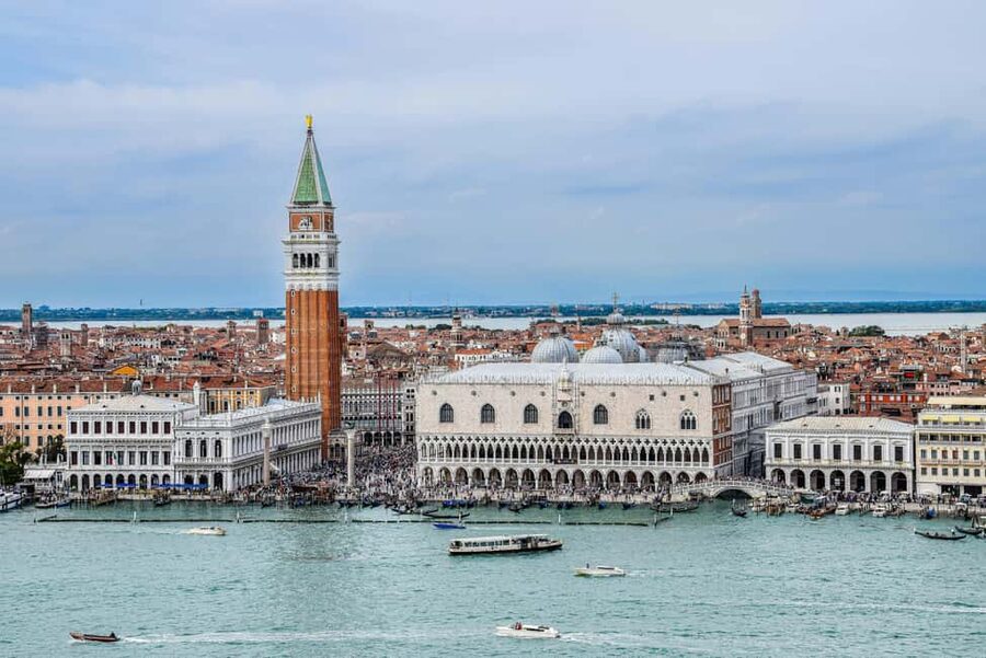 Venice: Doge's Palace, Bridge of Sighs, Prisons, Correr & Audioguides - Key Points At A Glance