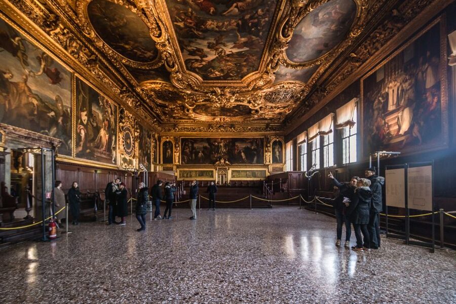 Venice: Doge's Palace, Bridge of Sighs & Prisons Guided Tour - Key things to know before entering