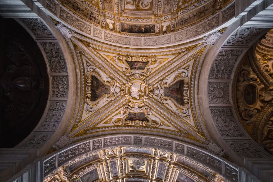Venice: Doge's Palace, Bridge of Sighs & Prisons Guided Tour - A quick look at St. Mark’s Square and the Royal Palace