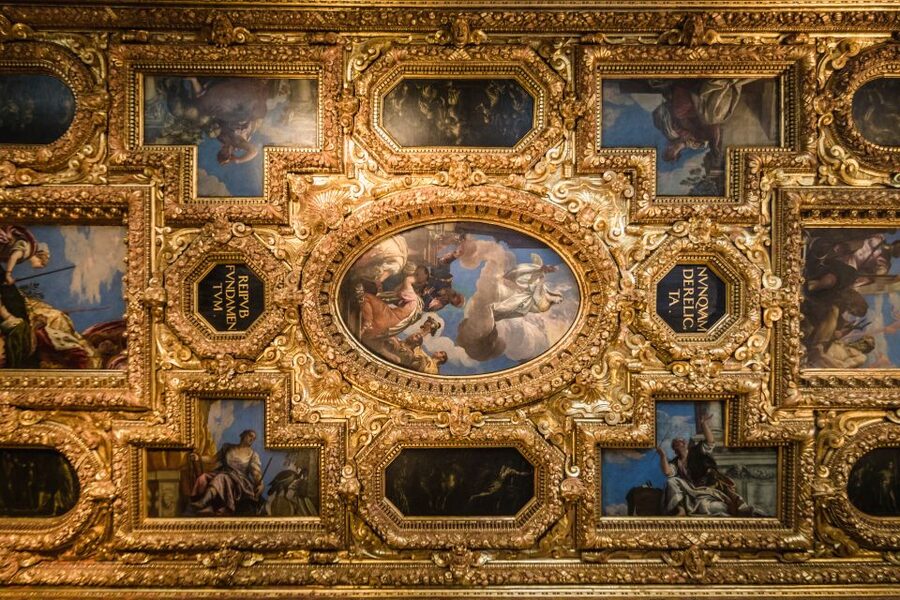 Venice: Doge's Palace, Bridge of Sighs & Prisons Guided Tour - Who will get the most from this tour?