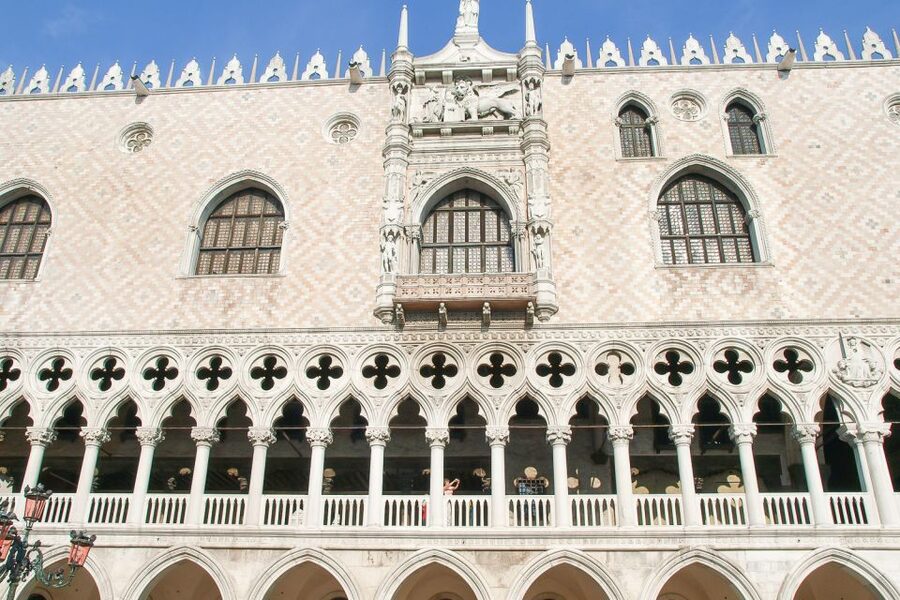 Venice: Doge's Palace Reserved Entry Ticket - Entering Doge’s Palace near St. Mark’s Square
