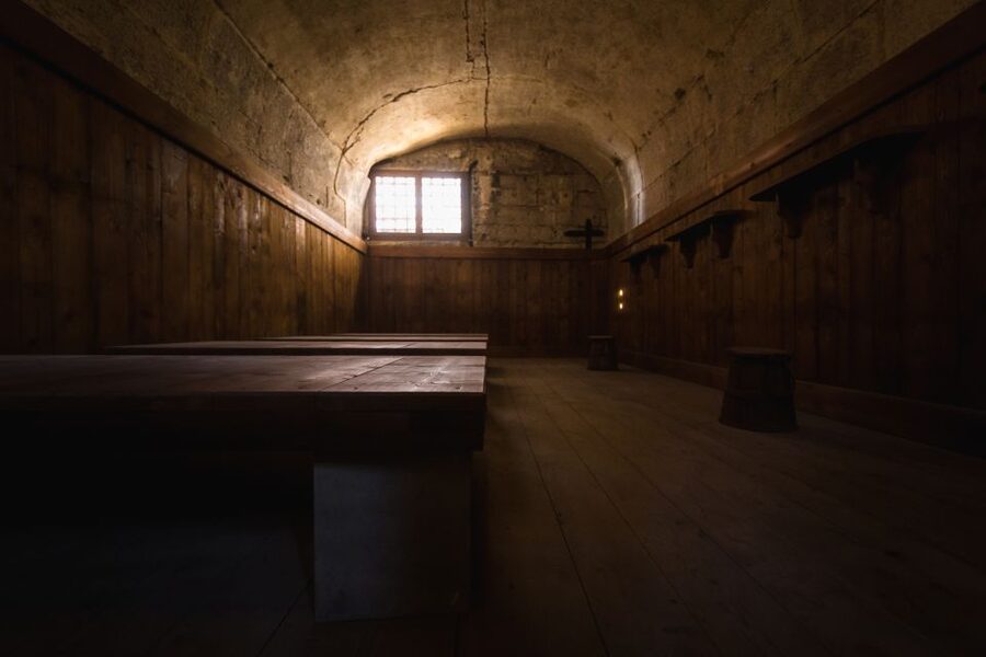 Venice: Doge's Palace Skip-the-Line Ticket with Guidebook - The History Gallery and its VR trip through old Venice