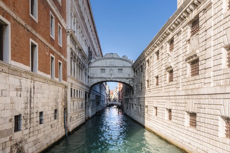 Venice: Doge's Palace Skip-the-Line Ticket with Guidebook - How much time should you set aside?