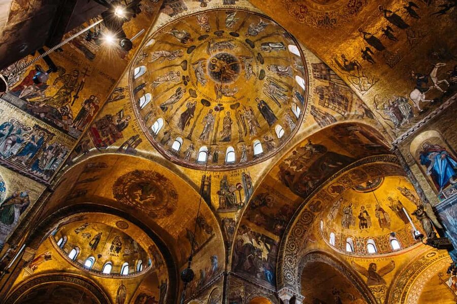 Venice: Doge's Palace & St Mark's Tour with Upgrade Option - Why the 8 AM Doge’s Palace entry is worth planning around