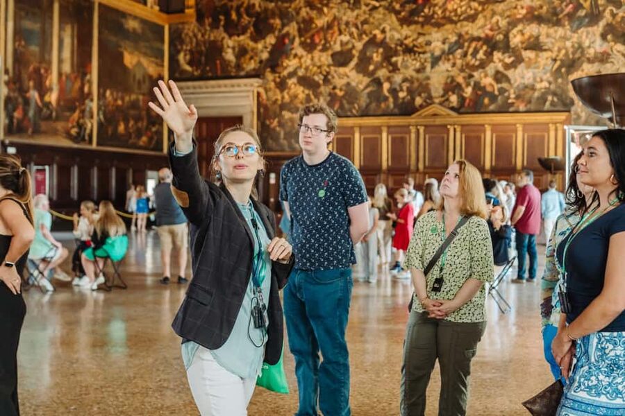 Venice: Doge's Palace & St Mark's Tour with Upgrade Option - Inside Doge’s Palace: government, art, and punishment