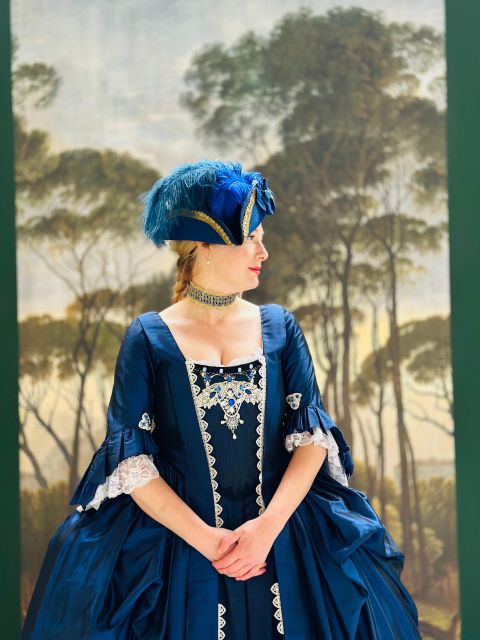 Venice: Dress-Up Experience - Six Settings, Inside and Outside