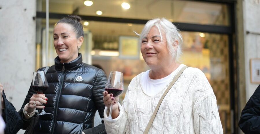 Venice: Food Tasting Tour with Cicchetti and Wine - Cicchetti, bacari, and the Venetian way of eating