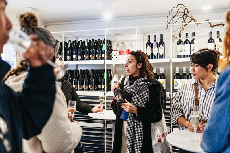 Venice: Food Tasting Tour with Cicchetti Dishes and Wine - Five wines and one Spritz: how much is included