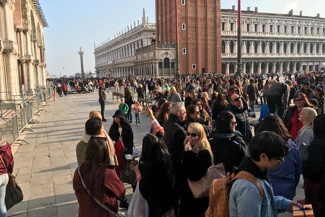 Venice Full-Day Tour from Lake Garda - Free time from about 4:45 to 5:30
