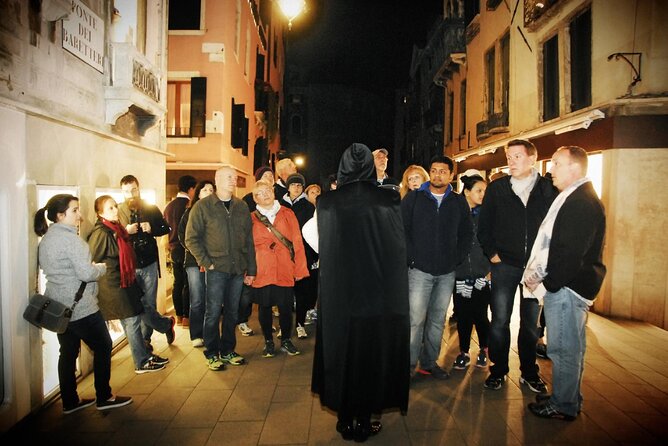 Venice Ghost Stories, Legends and Anecdotes Tour - Campo San Beneto and the Biasio story
