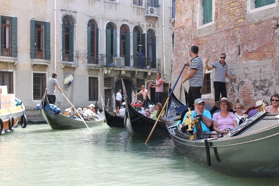 Venice: Grand Canal by Gondola with Live Commentary - The Grand Canal viewpoint