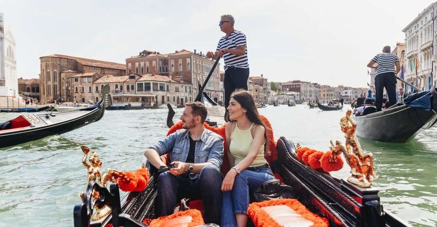 Venice: Grand Canal Gondola Ride with App Commentary - Why this gondola ride is good value at $39