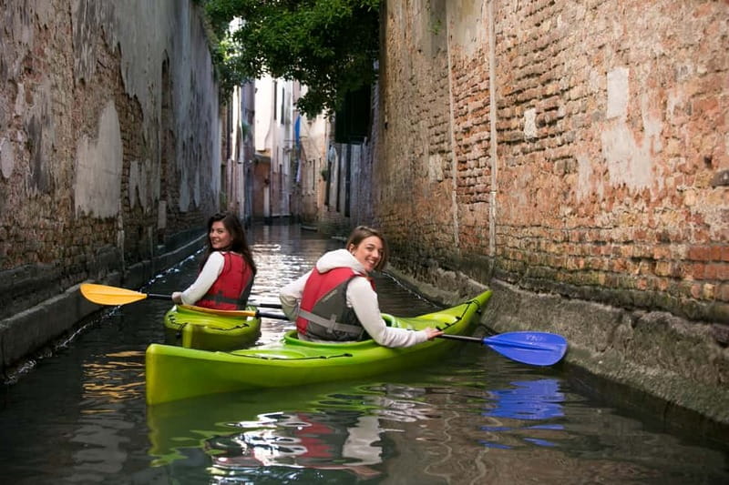 Venice: Guided Canal Kayak Tour at Day, Night, or Sunset - Meeting at Venetian Rowing