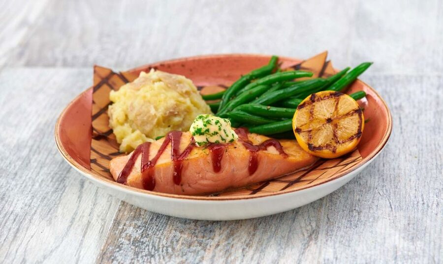 Venice: Hard Rock Cafe with Set Menu for Lunch or Dinner - Who will enjoy this meal most?