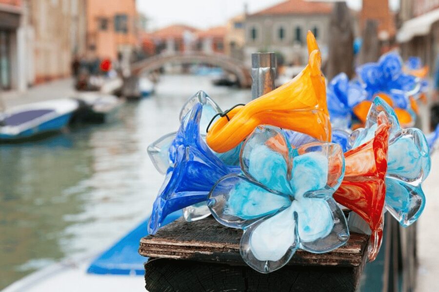 Venice Islands: Murano Glass & Burano Colors Guided Visit - One hour on Murano: craft, shops, and a short walk